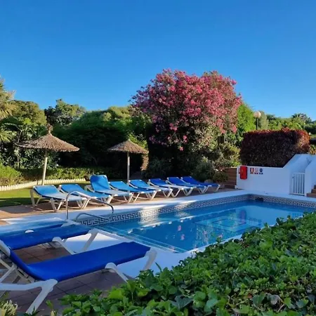 El Jardin De Apartment *